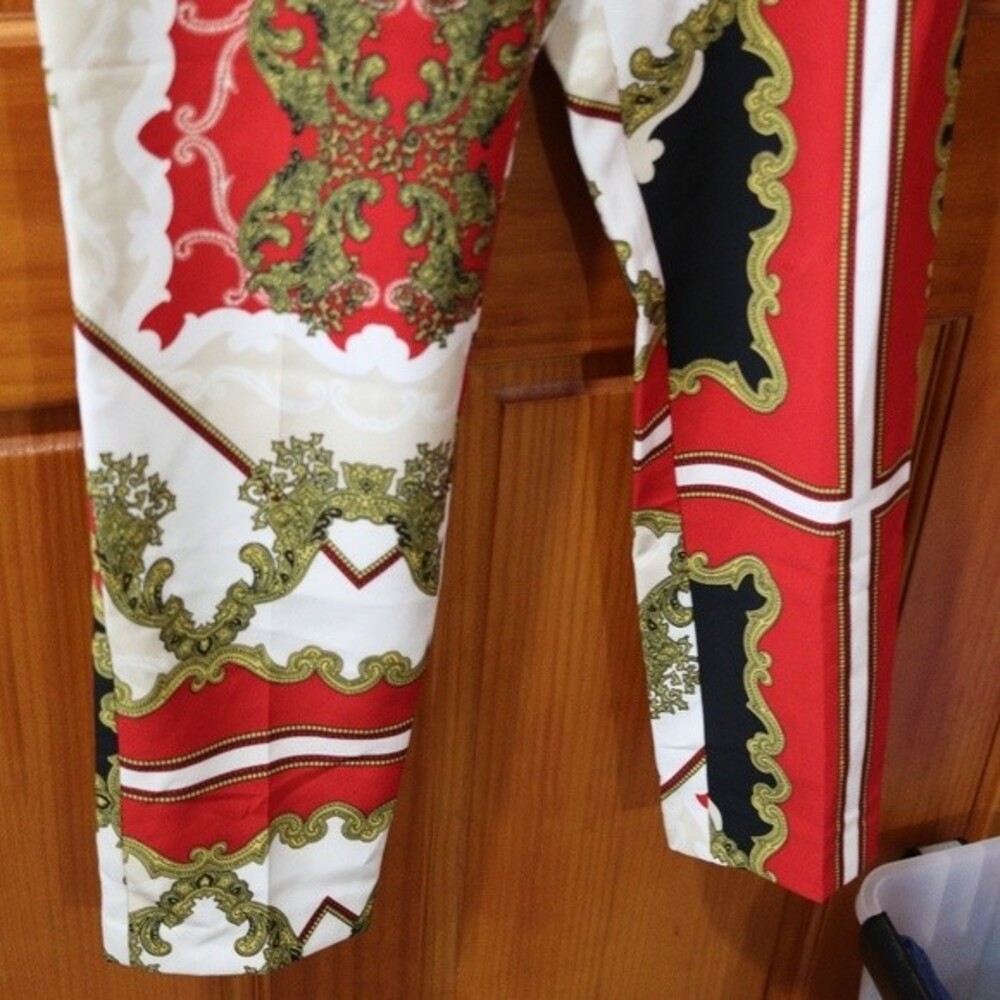 7th Avenue New York & Co White, Red & Gold Scarf Print Pants 6 NWT Madie - Picture 3 of 13